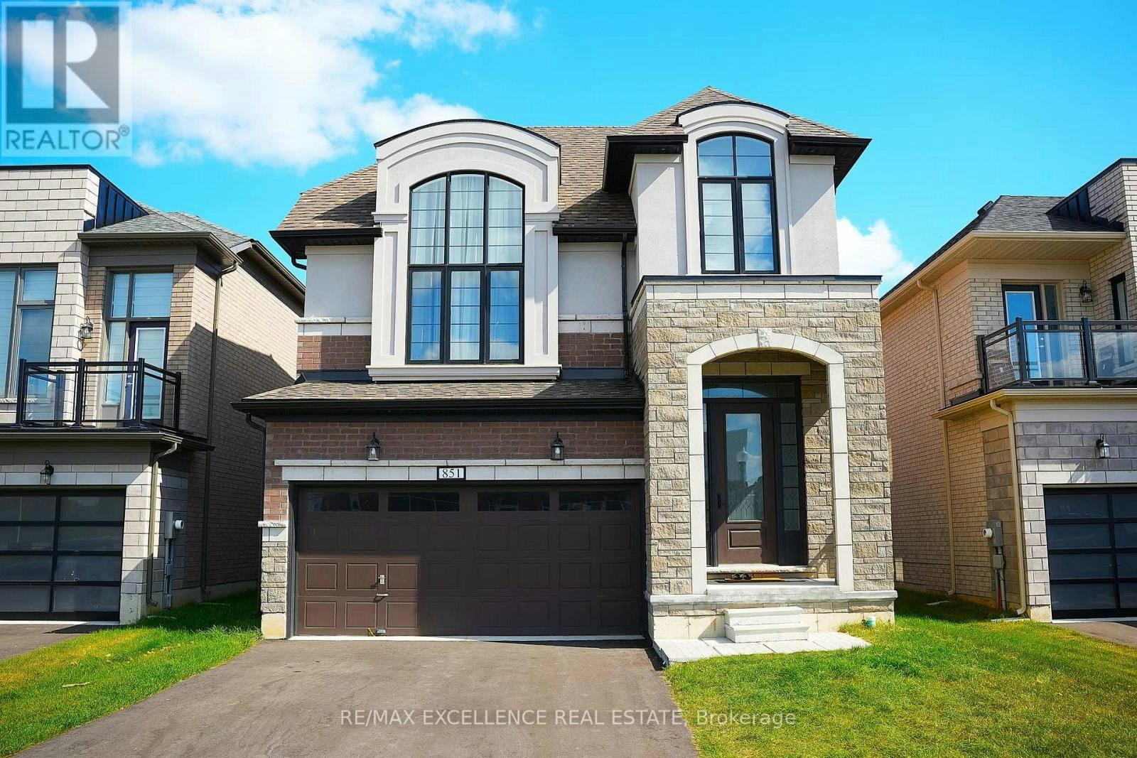 851 Queenston Boulevard, Woodstock, ON, N4T 0N7