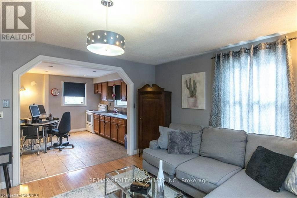 9697 Dickenson Road, Hamilton, ON, L0R 1W0 - 10