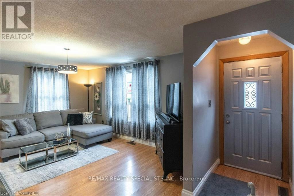 9697 Dickenson Road, Hamilton, ON, L0R 1W0 - 4