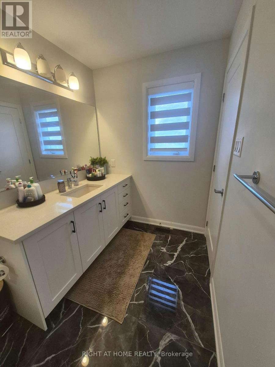 700 Fairline Row, Ottawa, ON, K2V 0V7 - 23