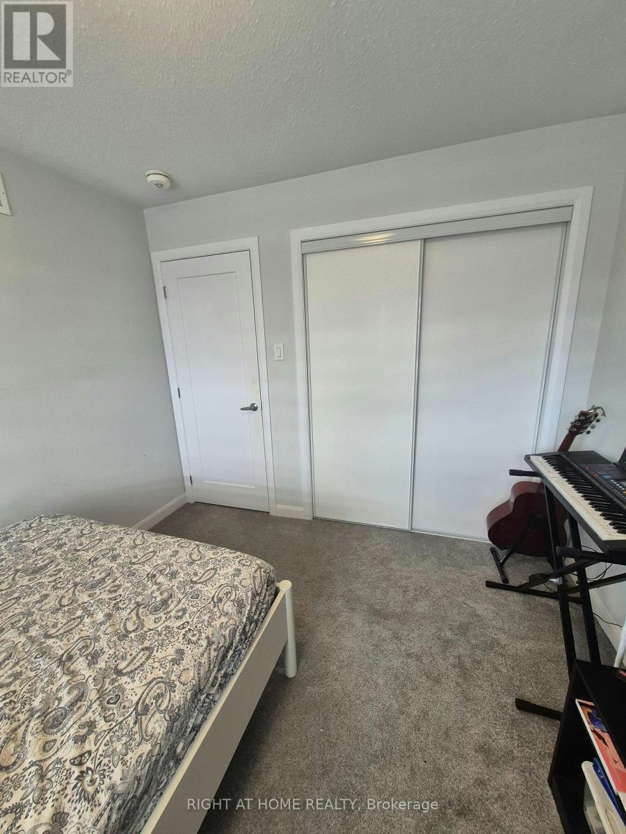 700 Fairline Row, Ottawa, ON, K2V 0V7 - 25