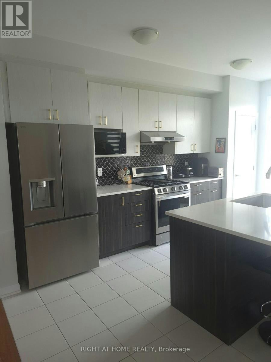 700 Fairline Row, Ottawa, ON, K2V 0V7 - 9