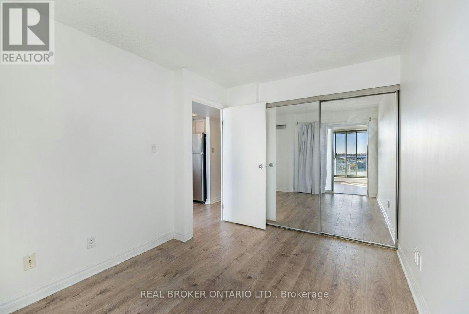 915-650 Queens Quay W, Toronto, ON, M5V 3N2 - 14