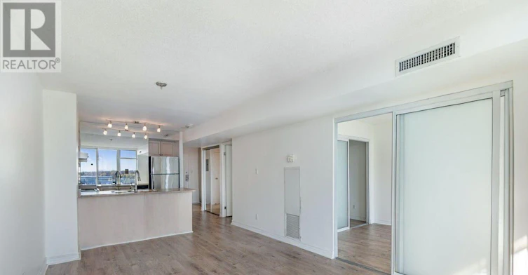 915-650 Queens Quay W, Toronto, ON, M5V 3N2 - 11