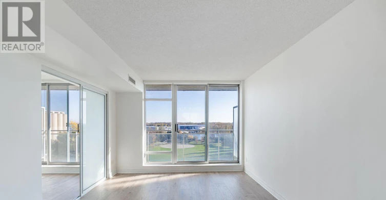 915-650 Queens Quay W, Toronto, ON, M5V 3N2 - 9
