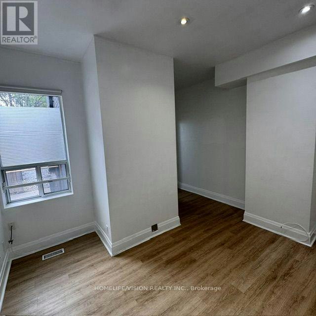 C-864 Broadview Avenue, Toronto, ON, M4K 2R1 - 9