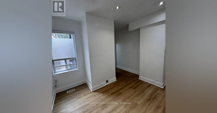 C-864 Broadview Avenue, Toronto, ON, M4K 2R1 - 9