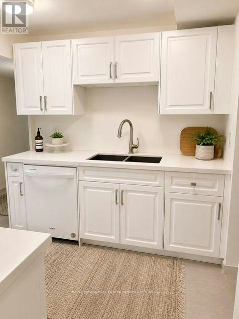 LOWER-17 Longfield Road, Toronto, ON, M9B 3E8 - 3