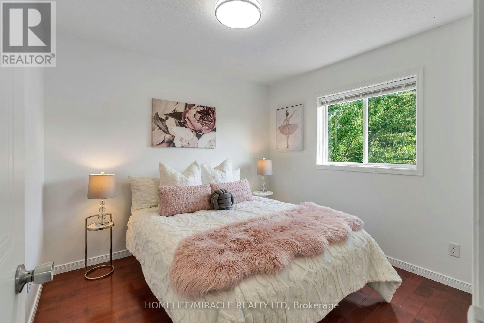 756 Karlsfeld Road, Waterloo, ON, N2T 2X2 - 2