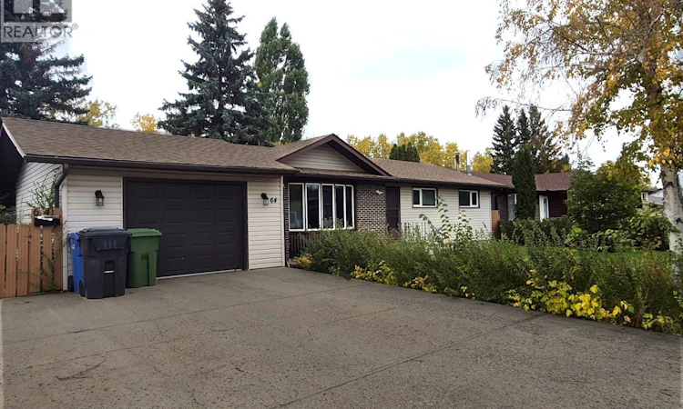 64 Clarewood Crescent