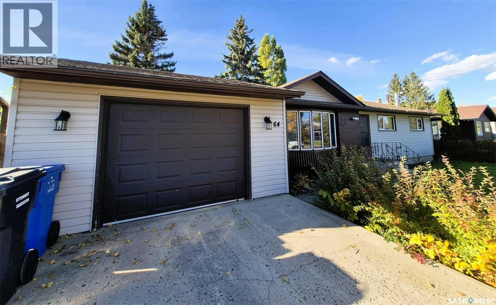 64 Clarewood Crescent, Yorkton, SK, S3N 2V2