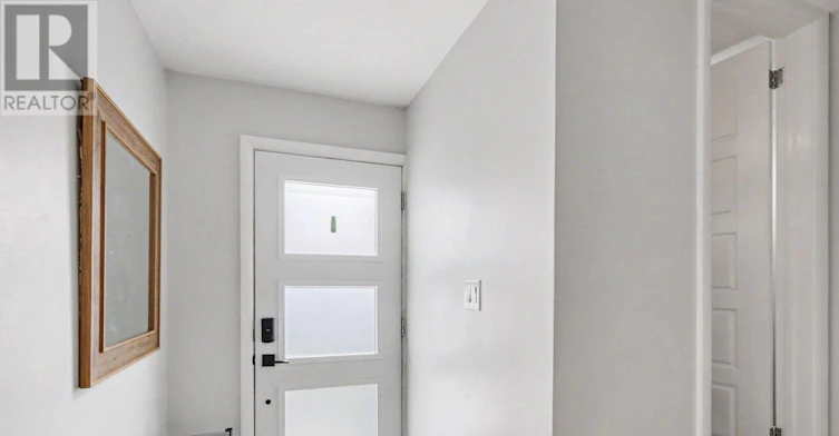 2226 Saunderson Drive, Ottawa, ON, K1G 2G4 - 4