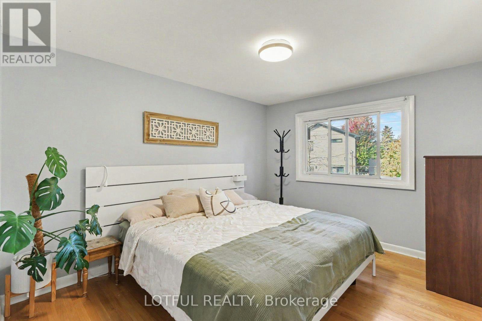 2226 Saunderson Drive, Ottawa, ON, K1G 2G4 - 12