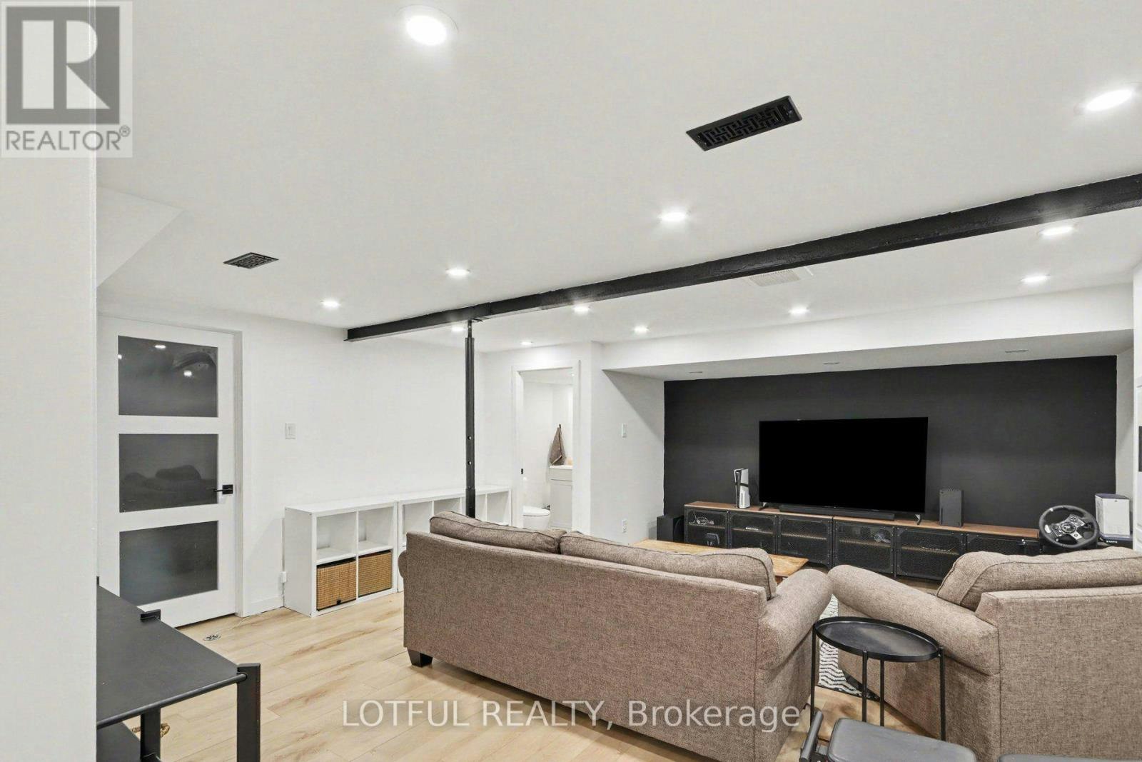 2226 Saunderson Drive, Ottawa, ON, K1G 2G4 - 20