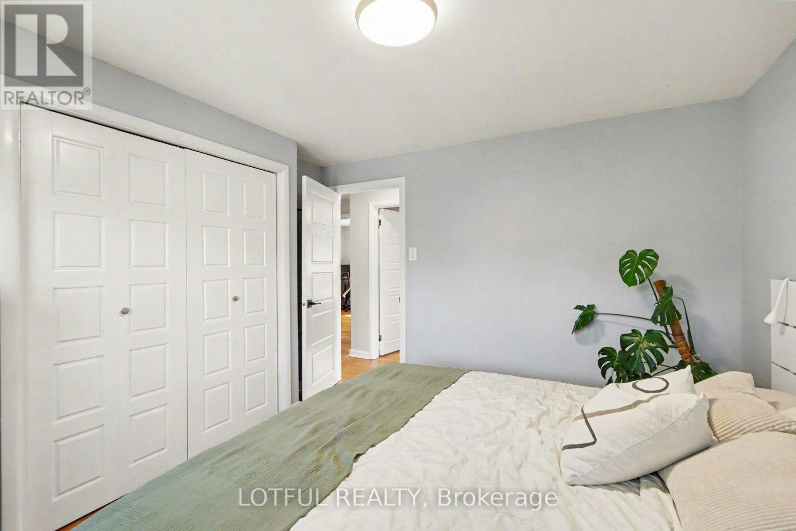 2226 Saunderson Drive, Ottawa, ON, K1G 2G4 - 13