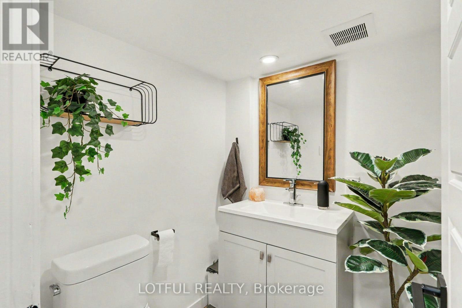 2226 Saunderson Drive, Ottawa, ON, K1G 2G4 - 5
