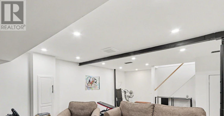 2226 Saunderson Drive, Ottawa, ON, K1G 2G4 - 21