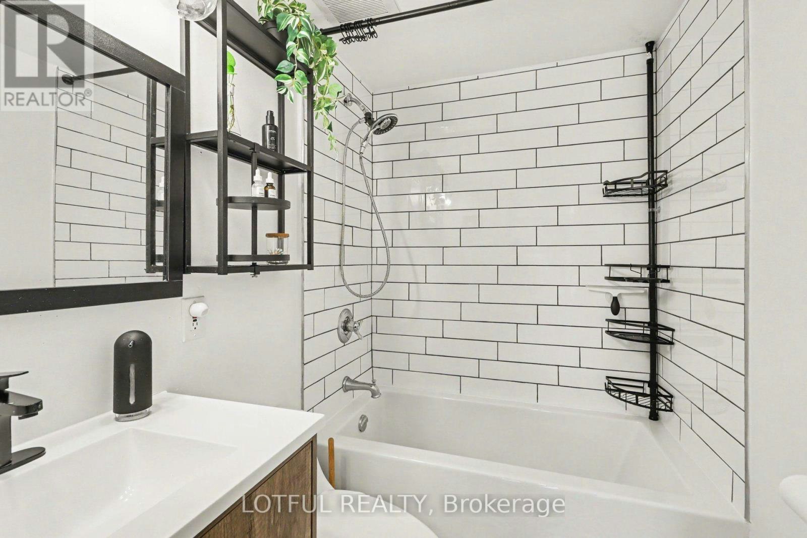2226 Saunderson Drive, Ottawa, ON, K1G 2G4 - 15