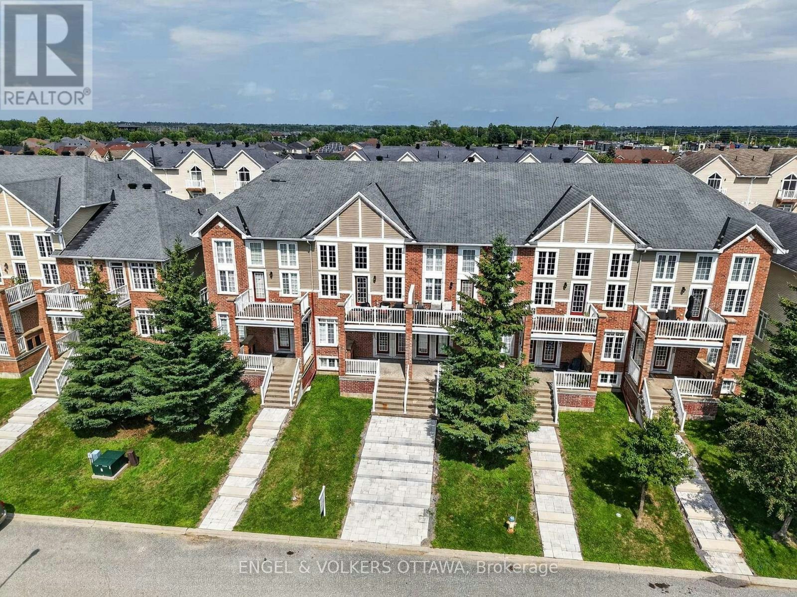 123 Eye Bright Crescent, Ottawa, ON, K1V 2K6