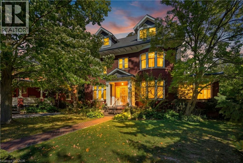32 Wentworth Avenue, Cambridge, ON, N1S 1G6