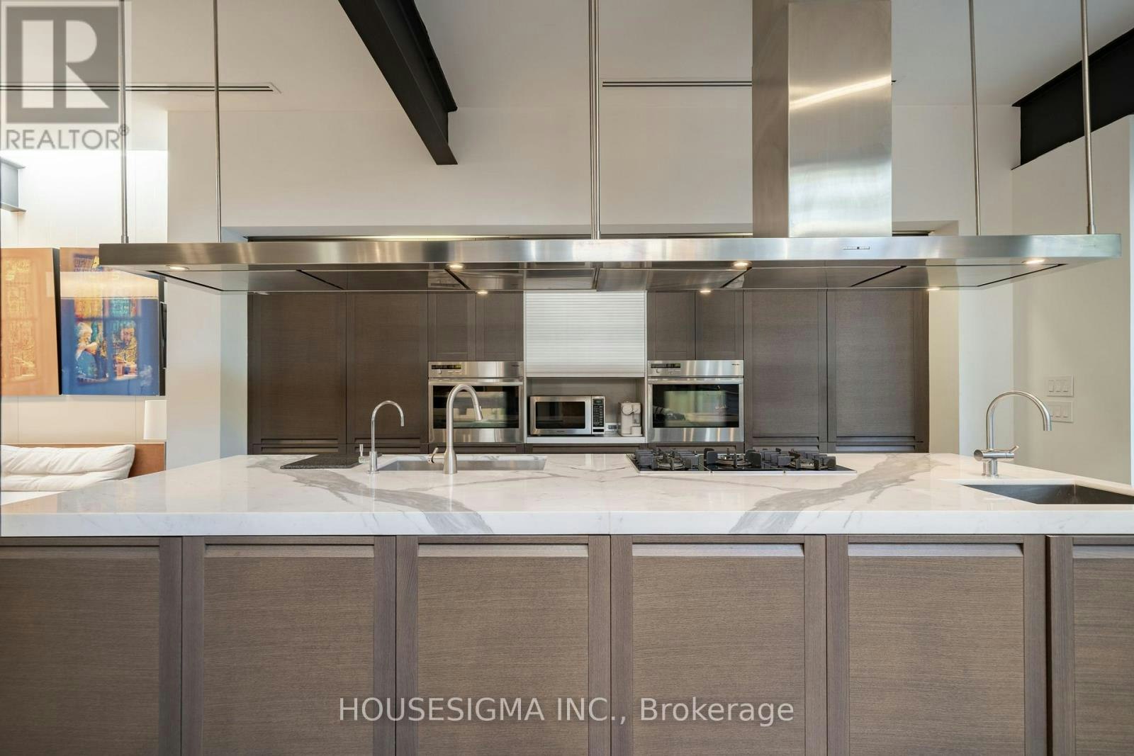 11 Bishop Street, Toronto, ON, M5R 1N3 - 10