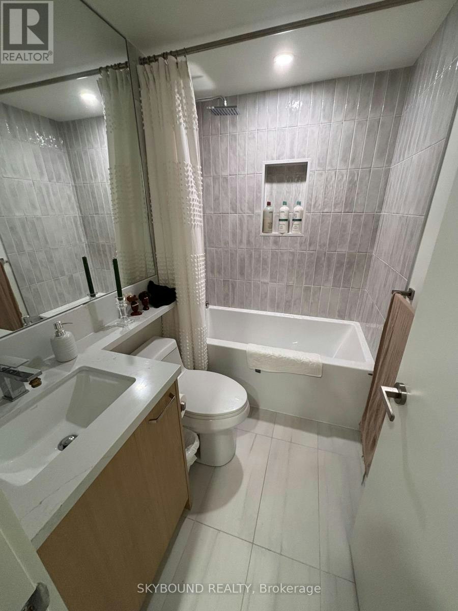 2B-45 Bellevue Avenue, Toronto, ON, M5T 2N5 - 8