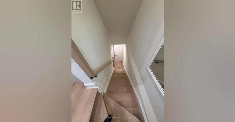 2B-45 Bellevue Avenue, Toronto, ON, M5T 2N5 - 2
