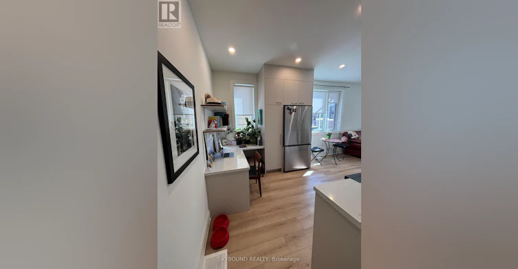 2B-45 Bellevue Avenue, Toronto, ON, M5T 2N5 - 3