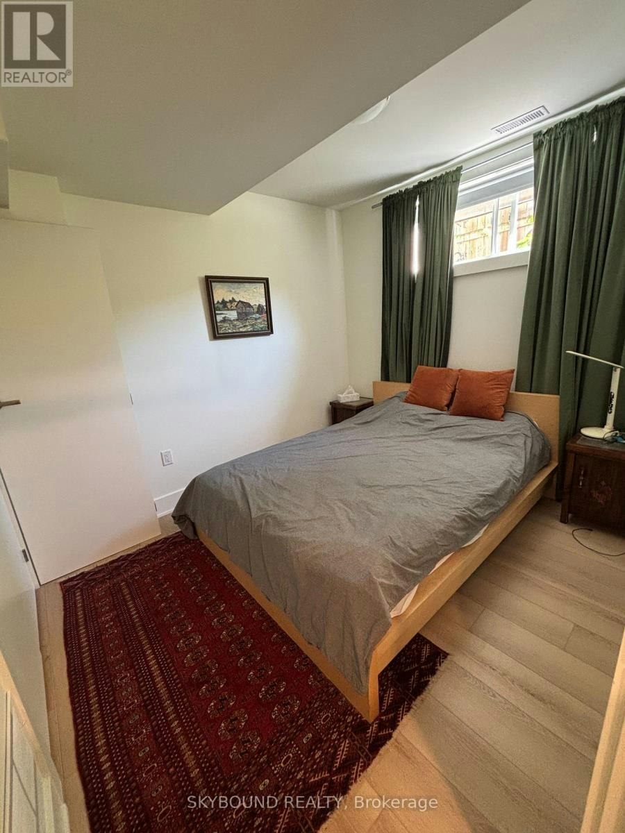 2B-45 Bellevue Avenue, Toronto, ON, M5T 2N5 - 7