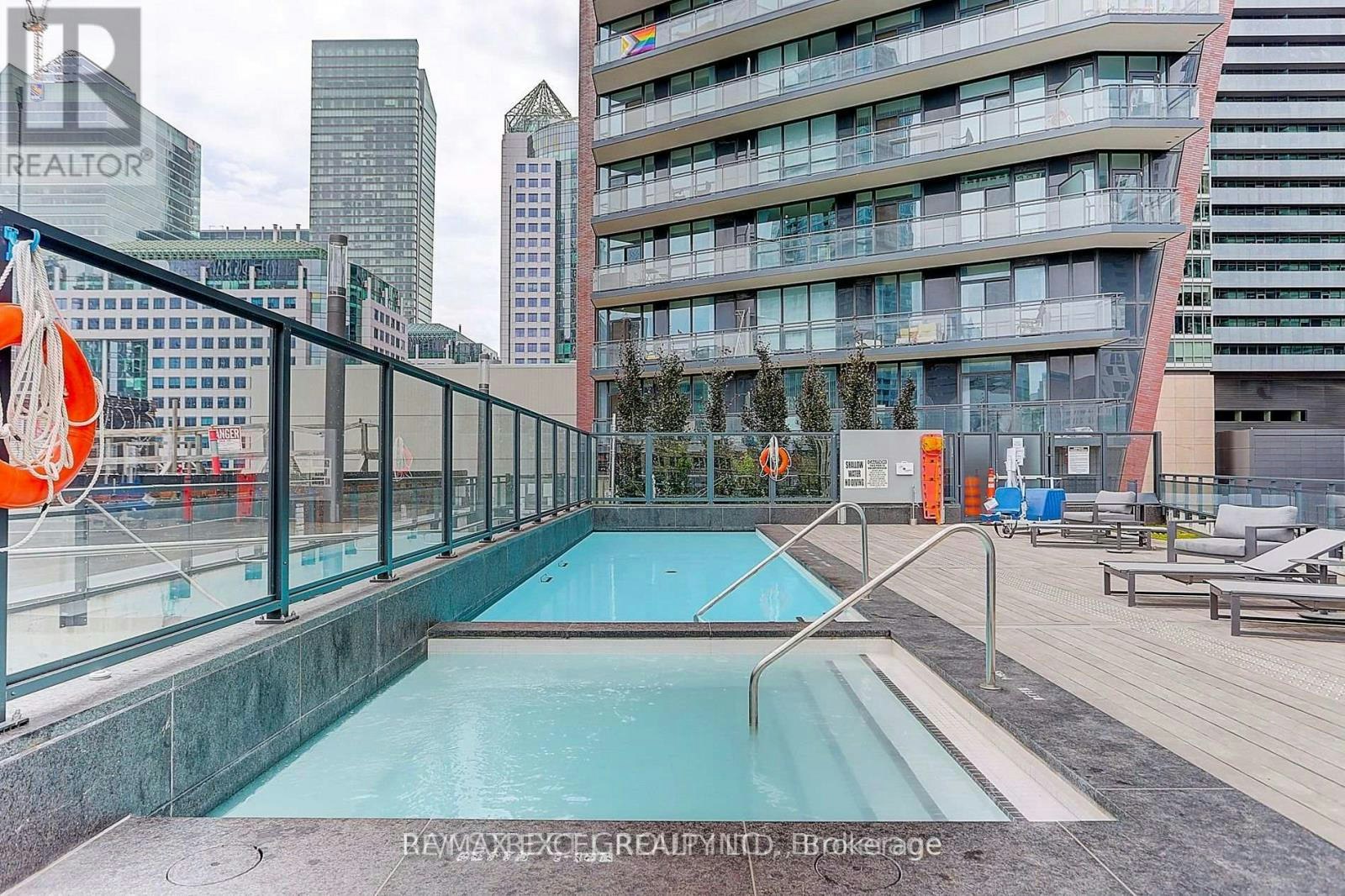 4501-99 John Street, Toronto, ON, M5V 0S6 - 5