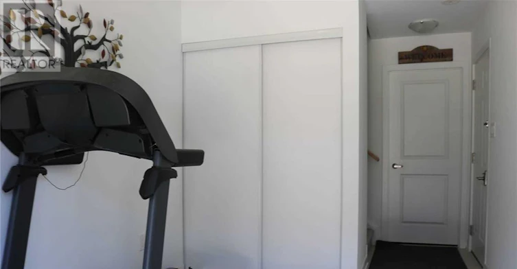 34 Engel Street E, Vaughan, ON, L4L 0G9 - 5