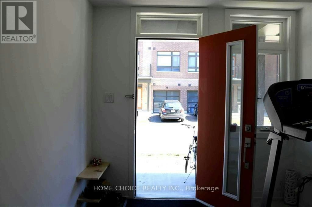 34 Engel Street E, Vaughan, ON, L4L 0G9 - 3