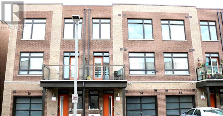 34 Engel Street E, Vaughan, ON, L4L 0G9 - 2