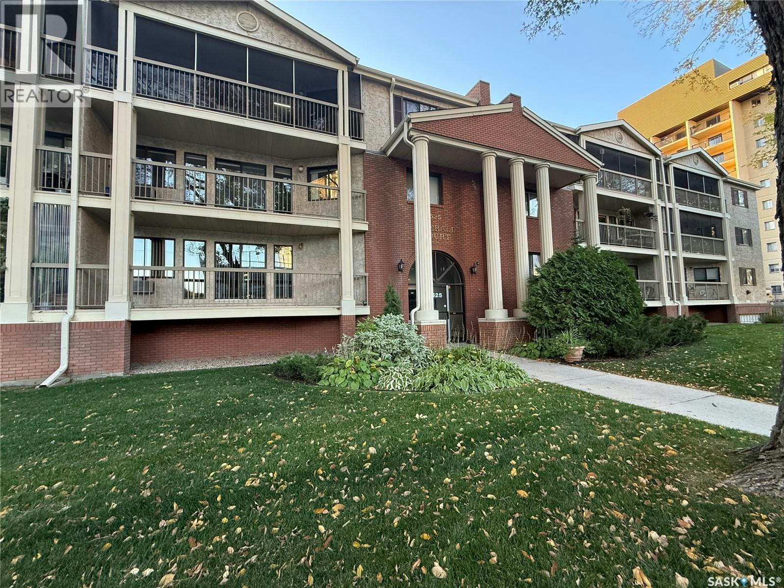 305-525 5th Avenue N, Saskatoon, SK, S7K 2R1