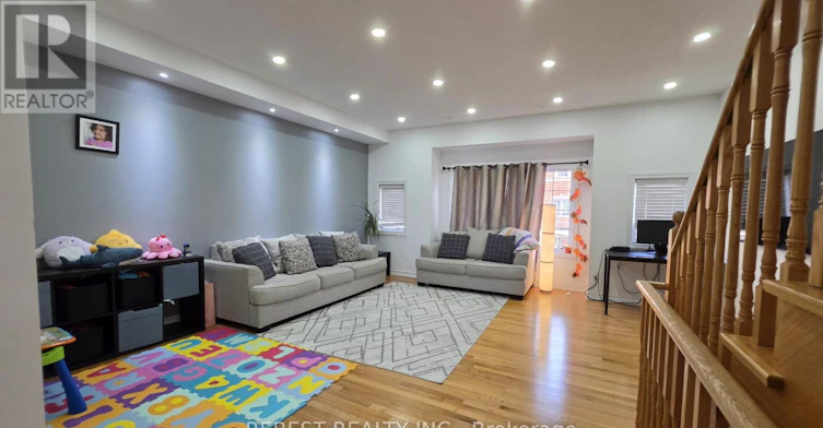 18 Aspen Hill Road, Brampton, ON, L6Y 6E3 - 9