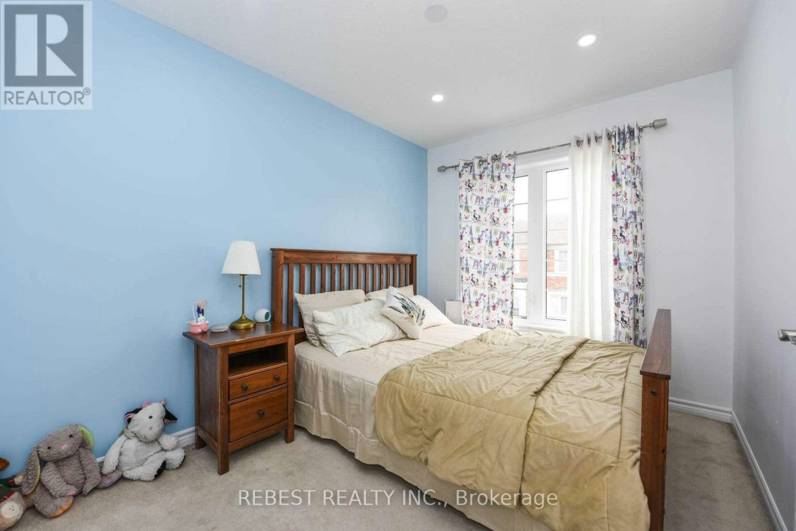 18 Aspen Hill Road, Brampton, ON, L6Y 6E3 - 24