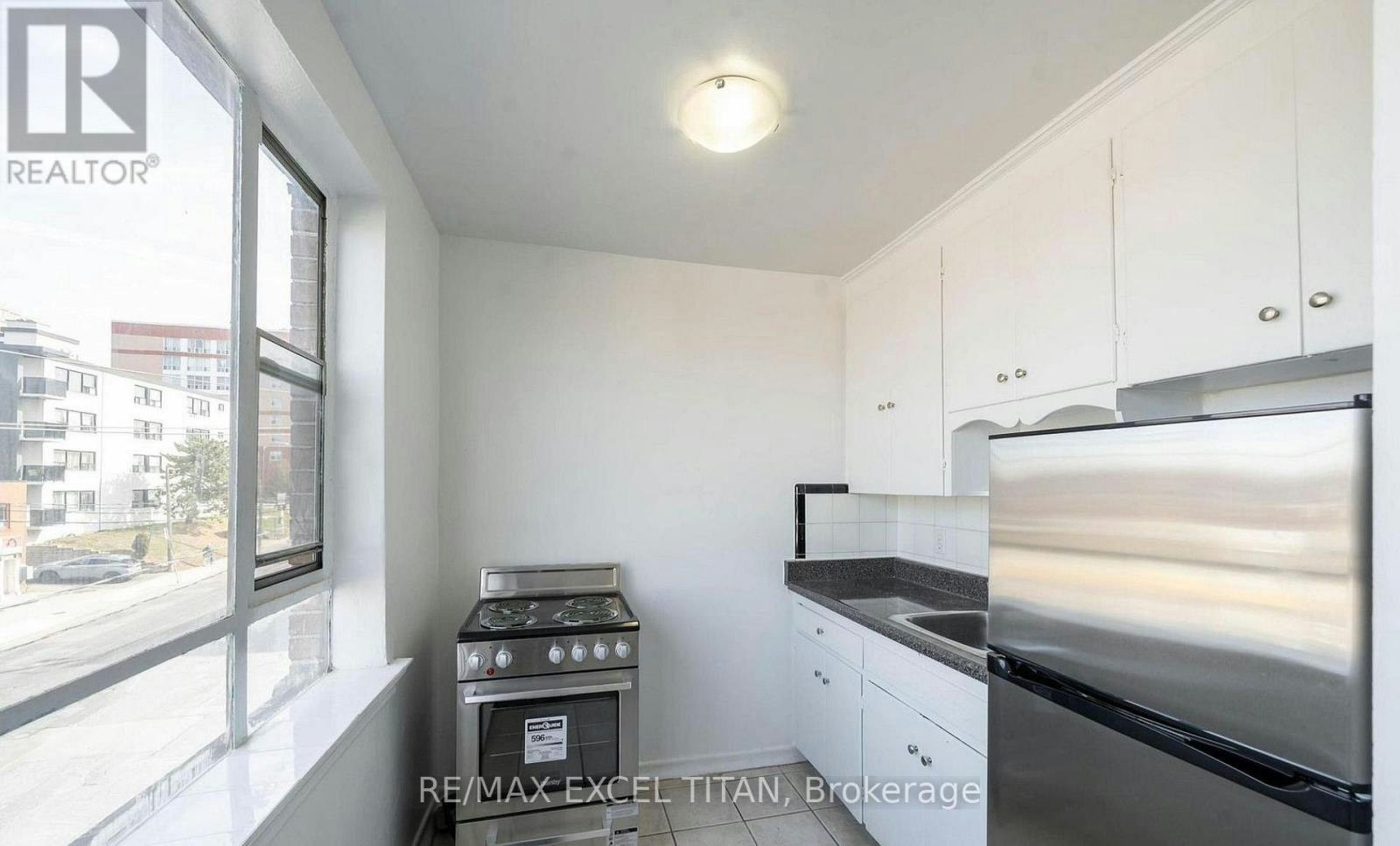 G1-2505 Eglinton Avenue W, Toronto, ON, M1K 2R1 - 4
