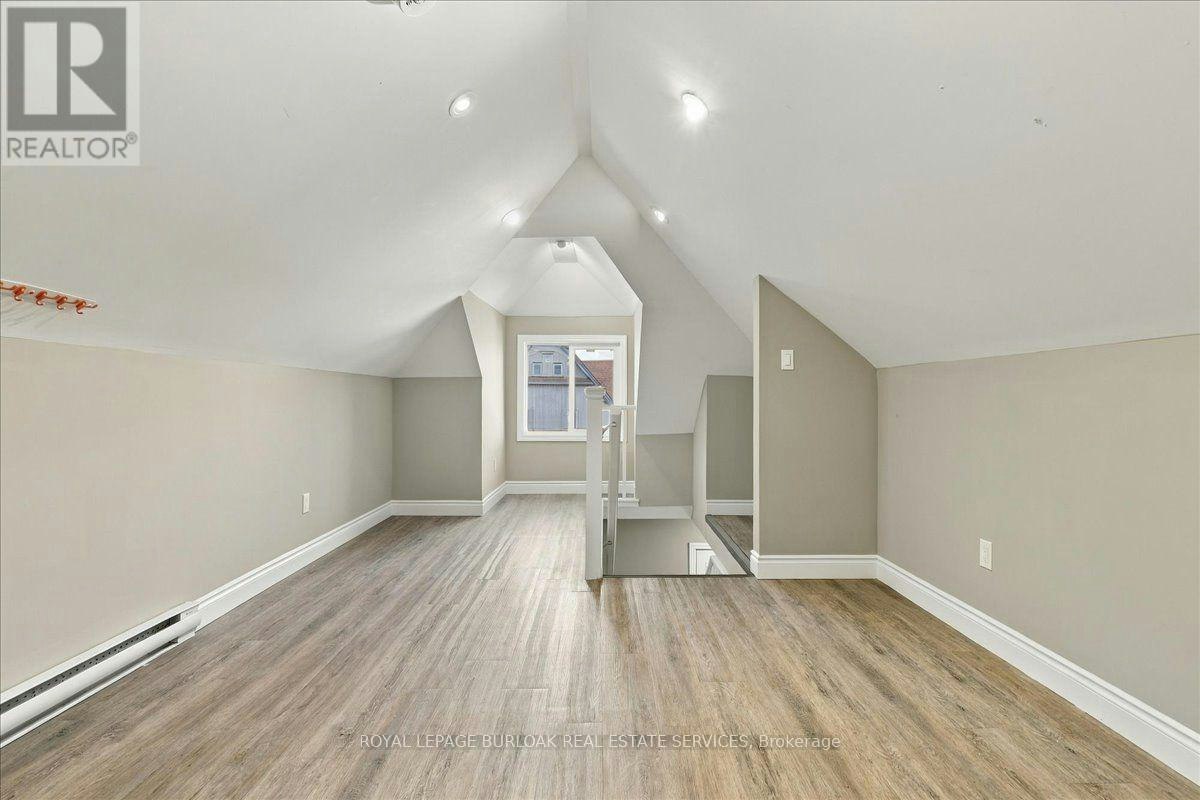 UPPER-17 Eby Street S, Kitchener, ON, N2G 3K6 - 6