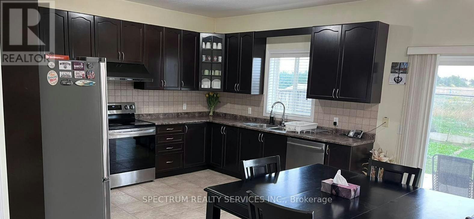 84 Blue Mountain Drive, Hamilton, ON, L0R 1P0 - 12