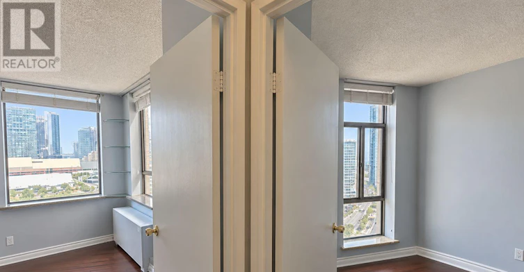 1506-250 Queens Quay W, Toronto, ON, M5J 2N3 - 12