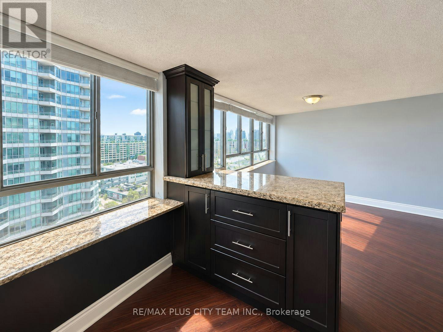 1506-250 Queens Quay W, Toronto, ON, M5J 2N3 - 5