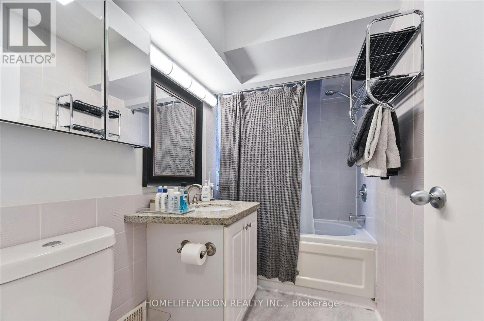 2ND FLR-400 Summerhill Avenue, Toronto, ON, M4W 2E4 - 11