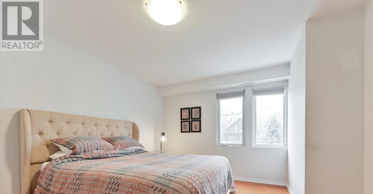2ND FLR-400 Summerhill Avenue, Toronto, ON, M4W 2E4 - 9