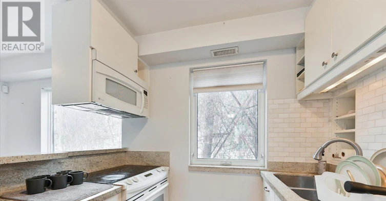 2ND FLR-400 Summerhill Avenue, Toronto, ON, M4W 2E4 - 7