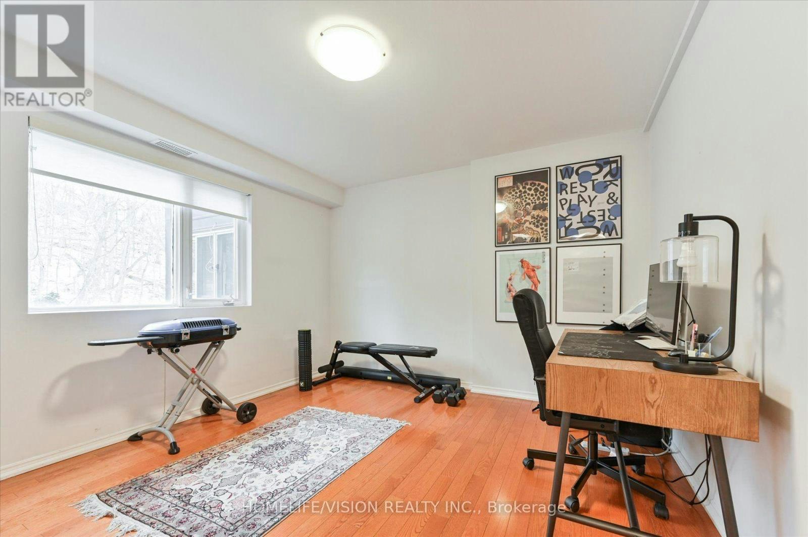 2ND FLR-400 Summerhill Avenue, Toronto, ON, M4W 2E4 - 10