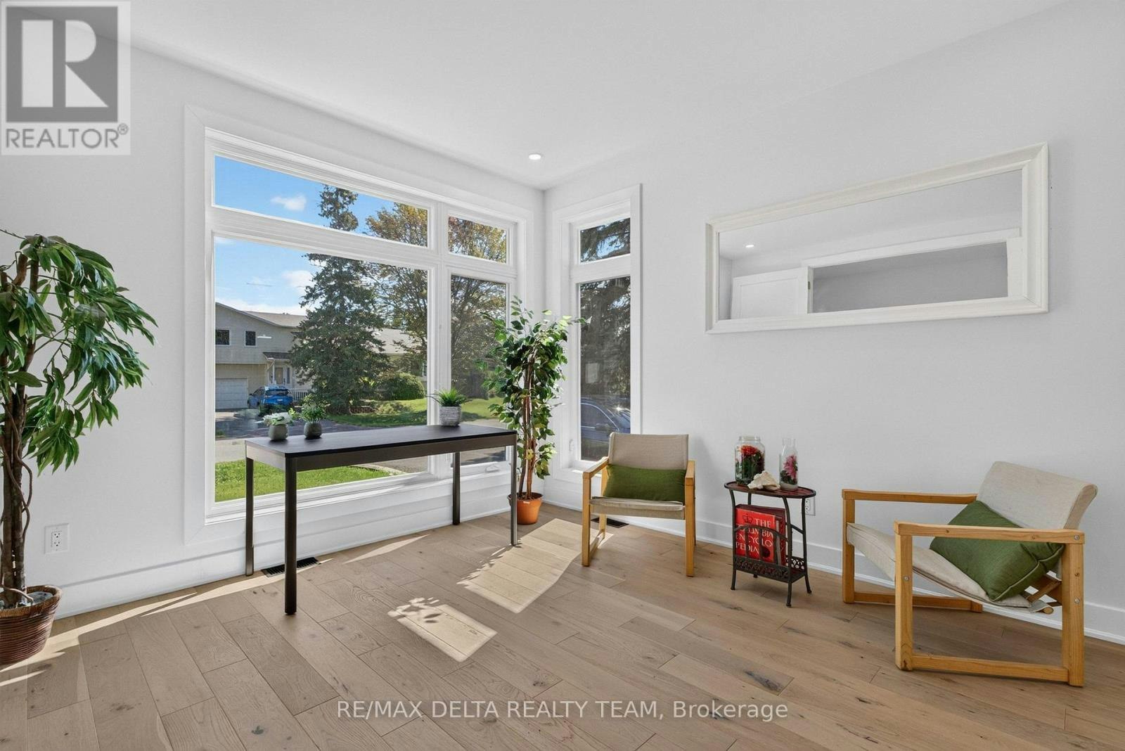 45 St Claire Avenue, Ottawa, ON, K2G 2A1 - 7