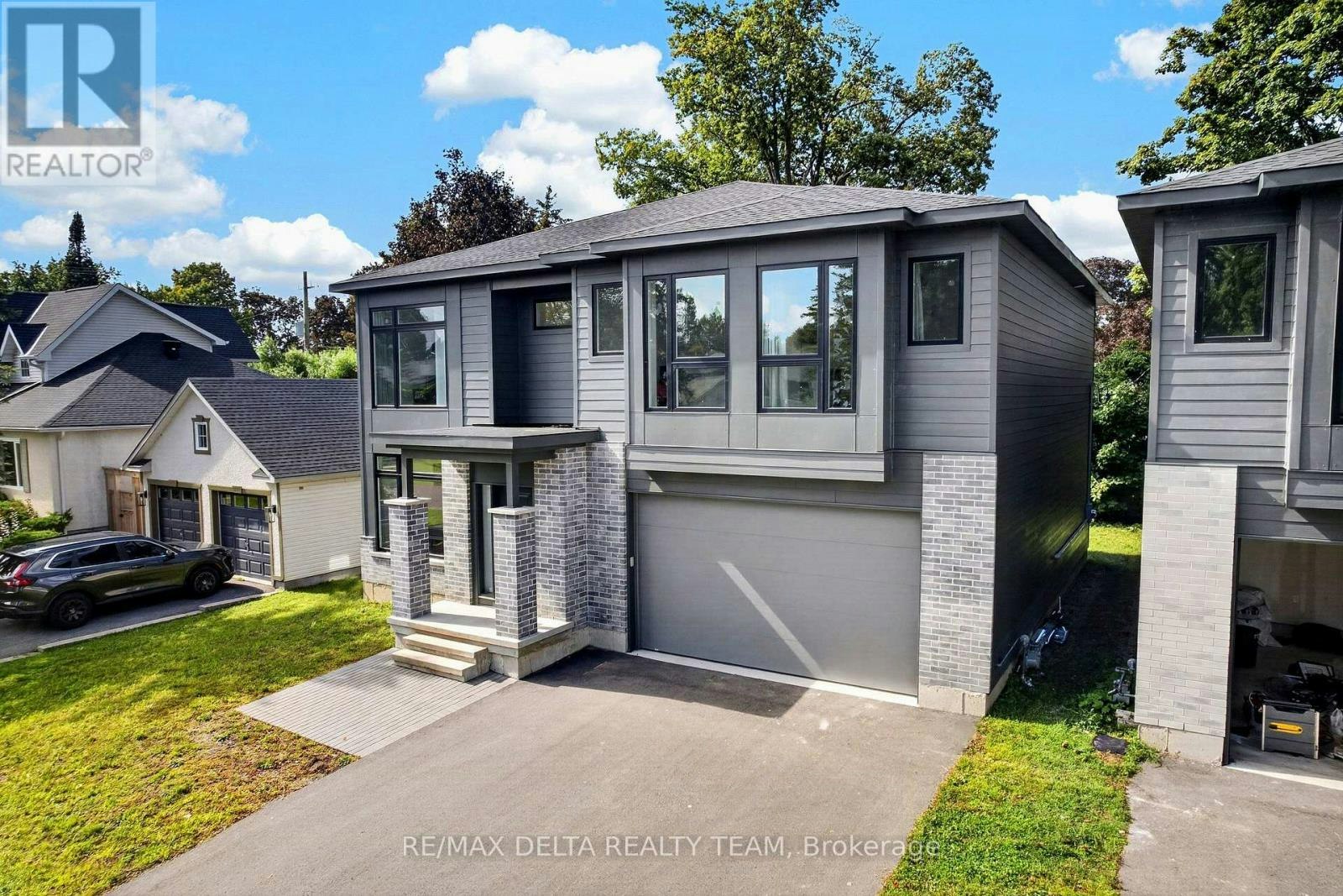 45 St Claire Avenue, Ottawa, ON, K2G 2A1 - 4