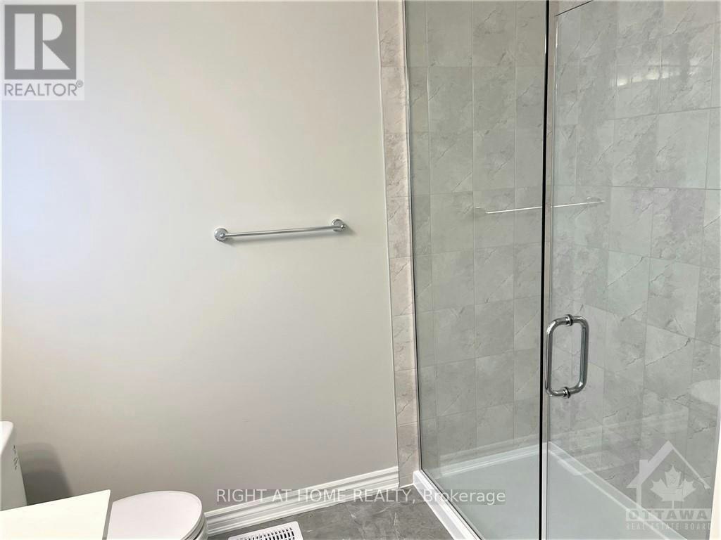 681 Allied Mews, Ottawa, ON, K2S 2Z6 - 12