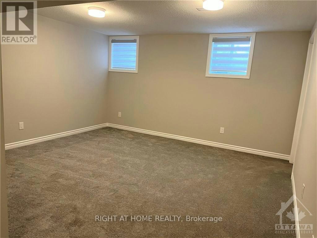 681 Allied Mews, Ottawa, ON, K2S 2Z6 - 18
