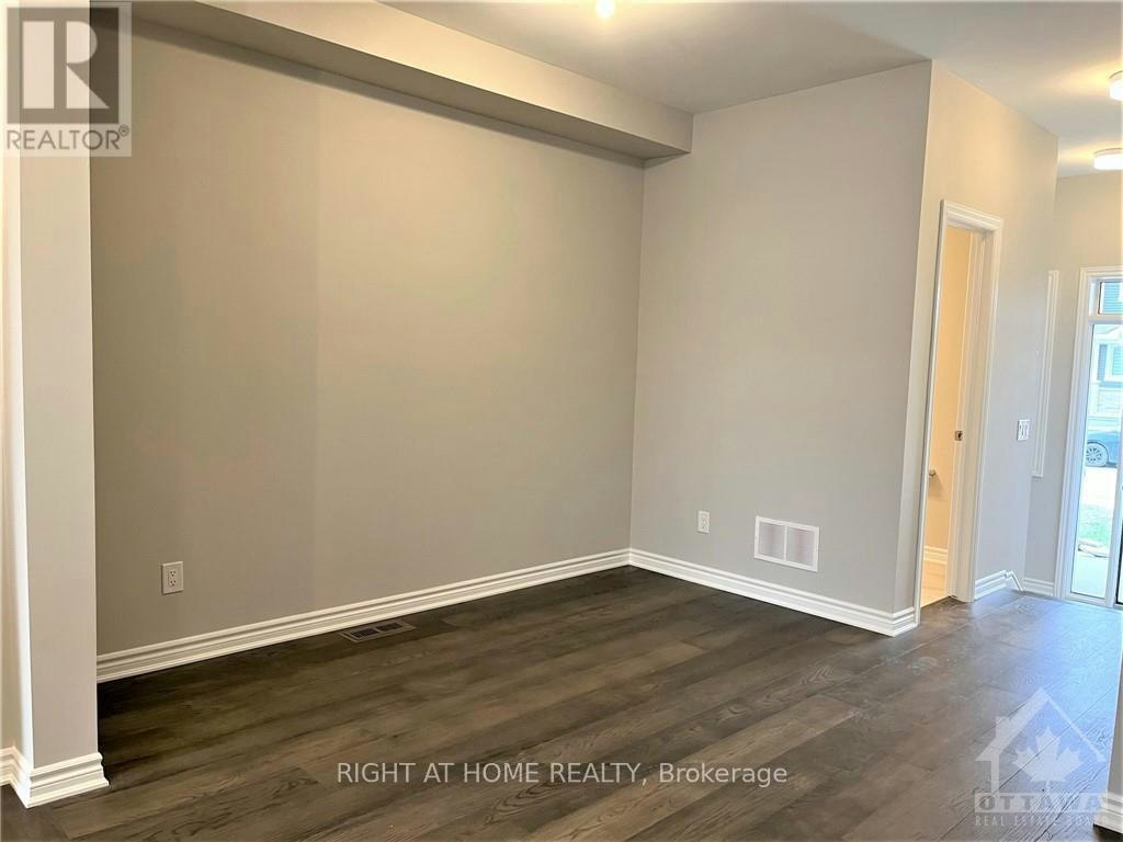681 Allied Mews, Ottawa, ON, K2S 2Z6 - 4